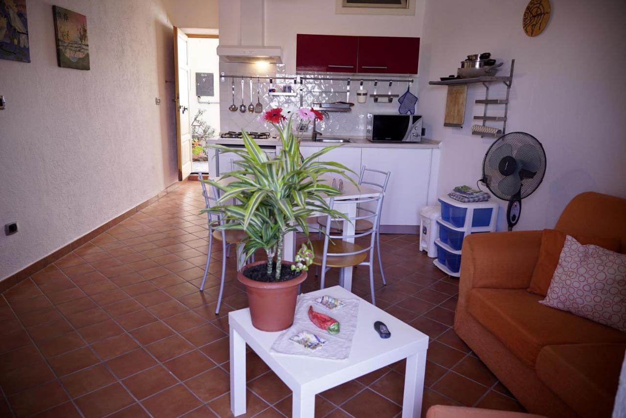 Casa Vacanze Irene Scalea Eksteriør billede